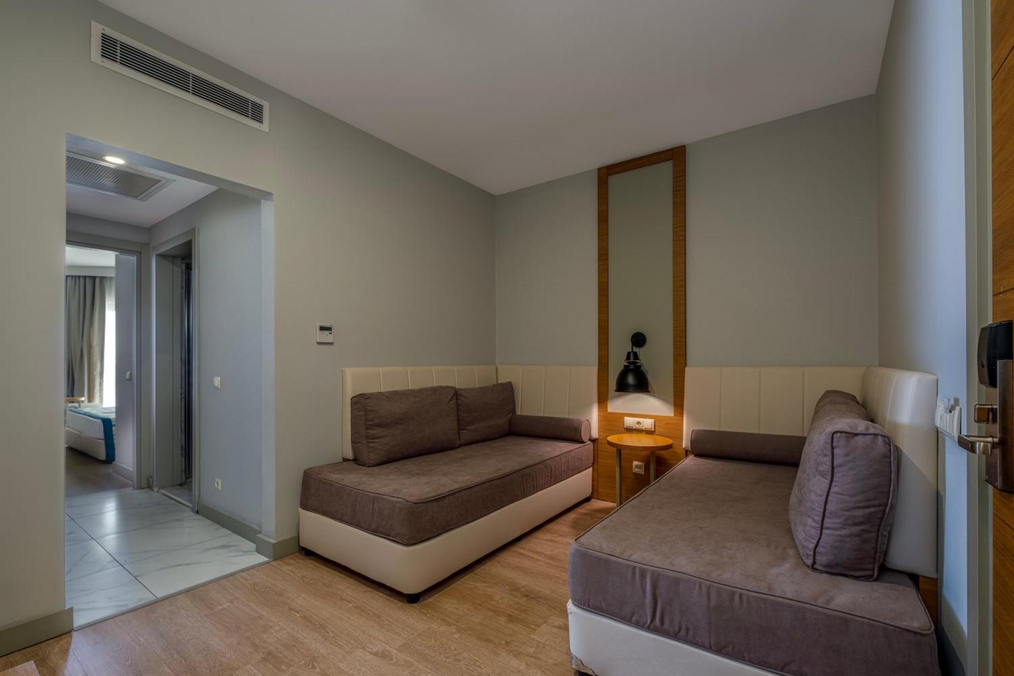 Calido Maris Hotel Ultra All Inclusive Kızılot Exteriér fotografie