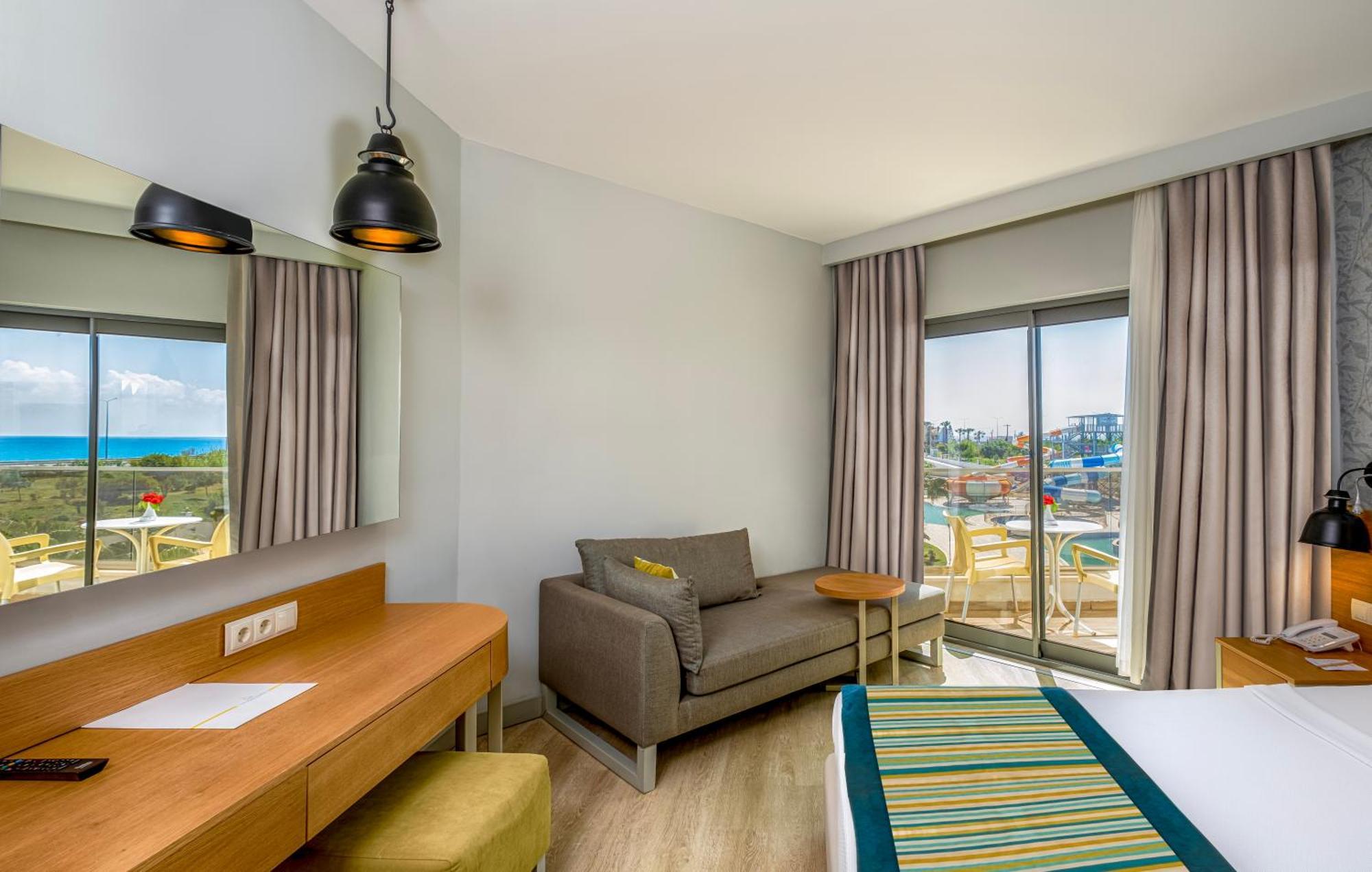 Calido Maris Hotel Ultra All Inclusive Kızılot Exteriér fotografie