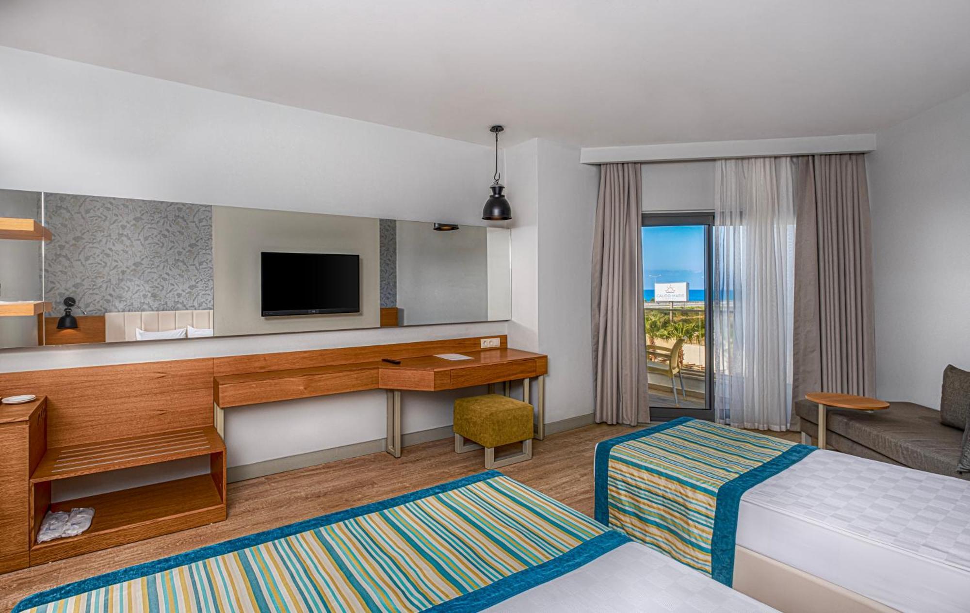 Calido Maris Hotel Ultra All Inclusive Kızılot Exteriér fotografie