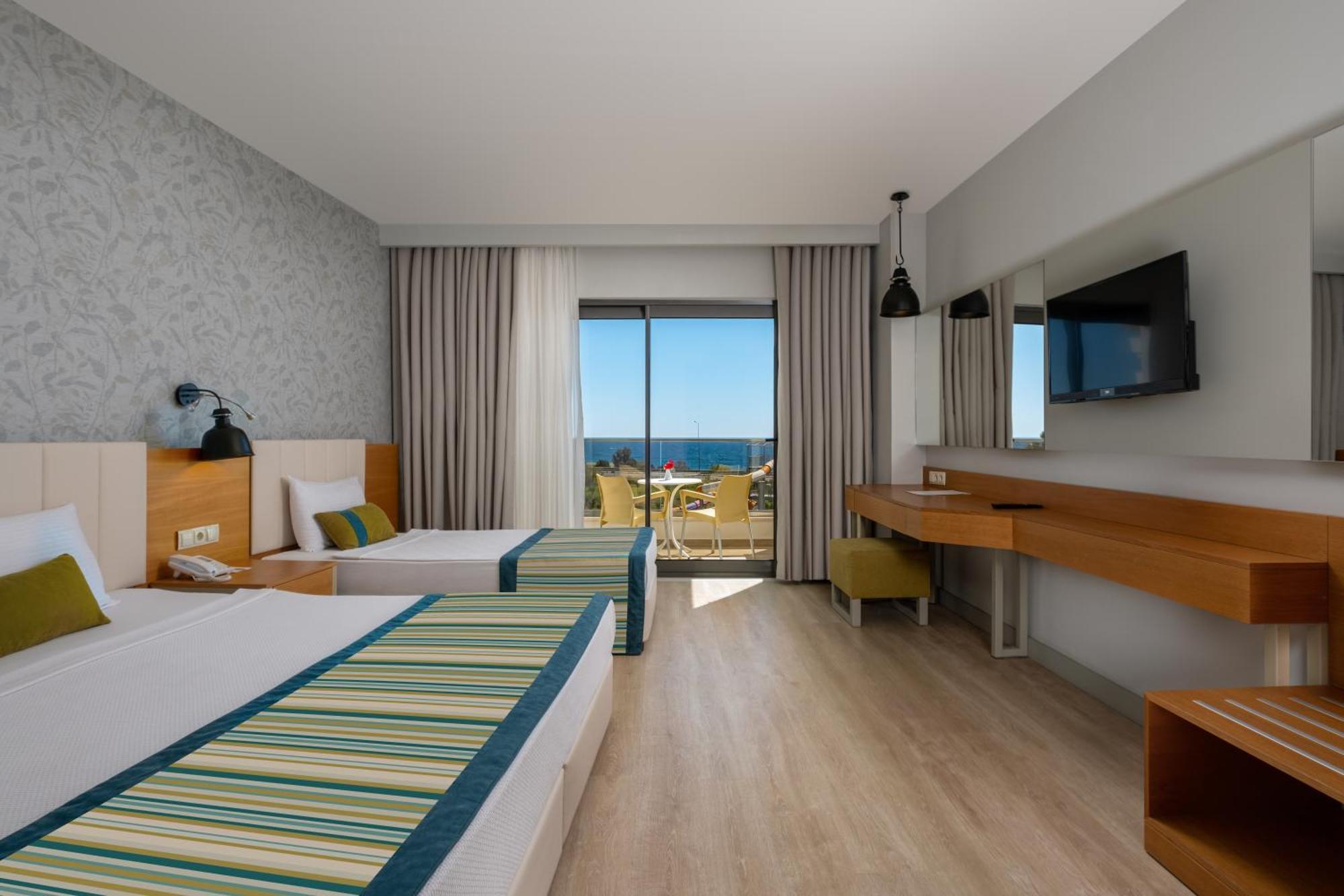 Calido Maris Hotel Ultra All Inclusive Kızılot Exteriér fotografie
