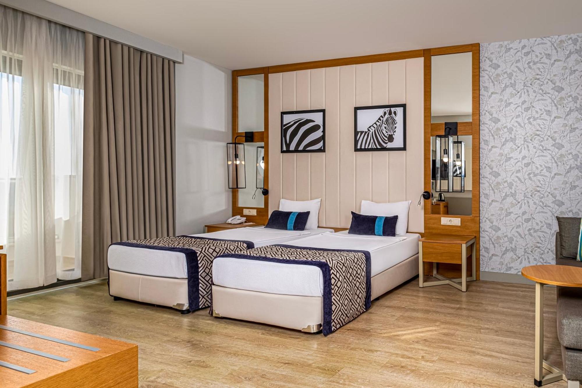 Calido Maris Hotel Ultra All Inclusive Kızılot Exteriér fotografie